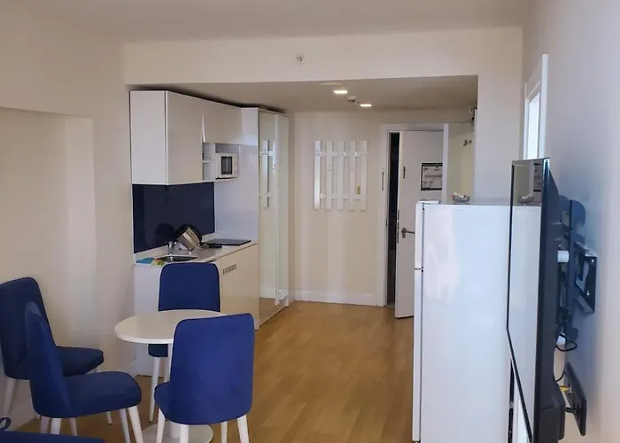 Suny Apartment In Orbi City