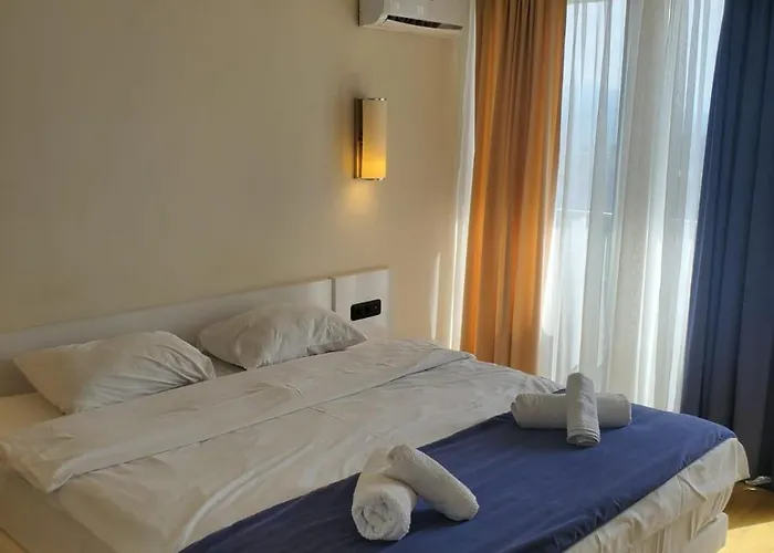 Suny Apartment In Orbi City